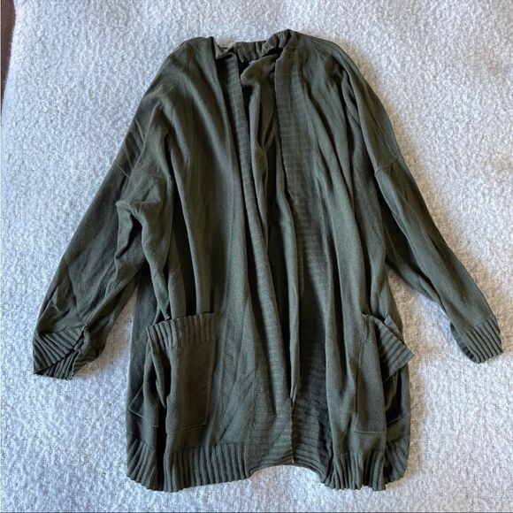 Chelsea 28 m/l cardigan - Picture 1 of 8